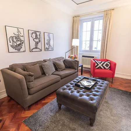 Apartamento Lovelystay - Campo Pequeno Charming Lisboa