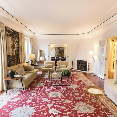 Lovelystay - Campo Pequeno Charming Appartement